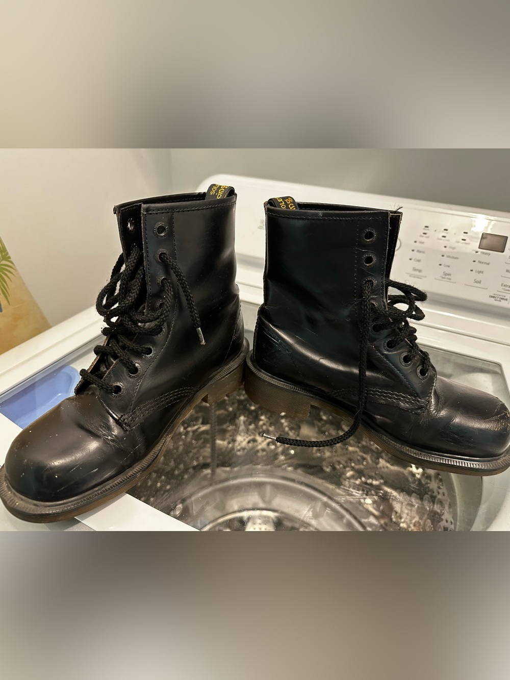 Dr. Martens Black Leather (vintage?)